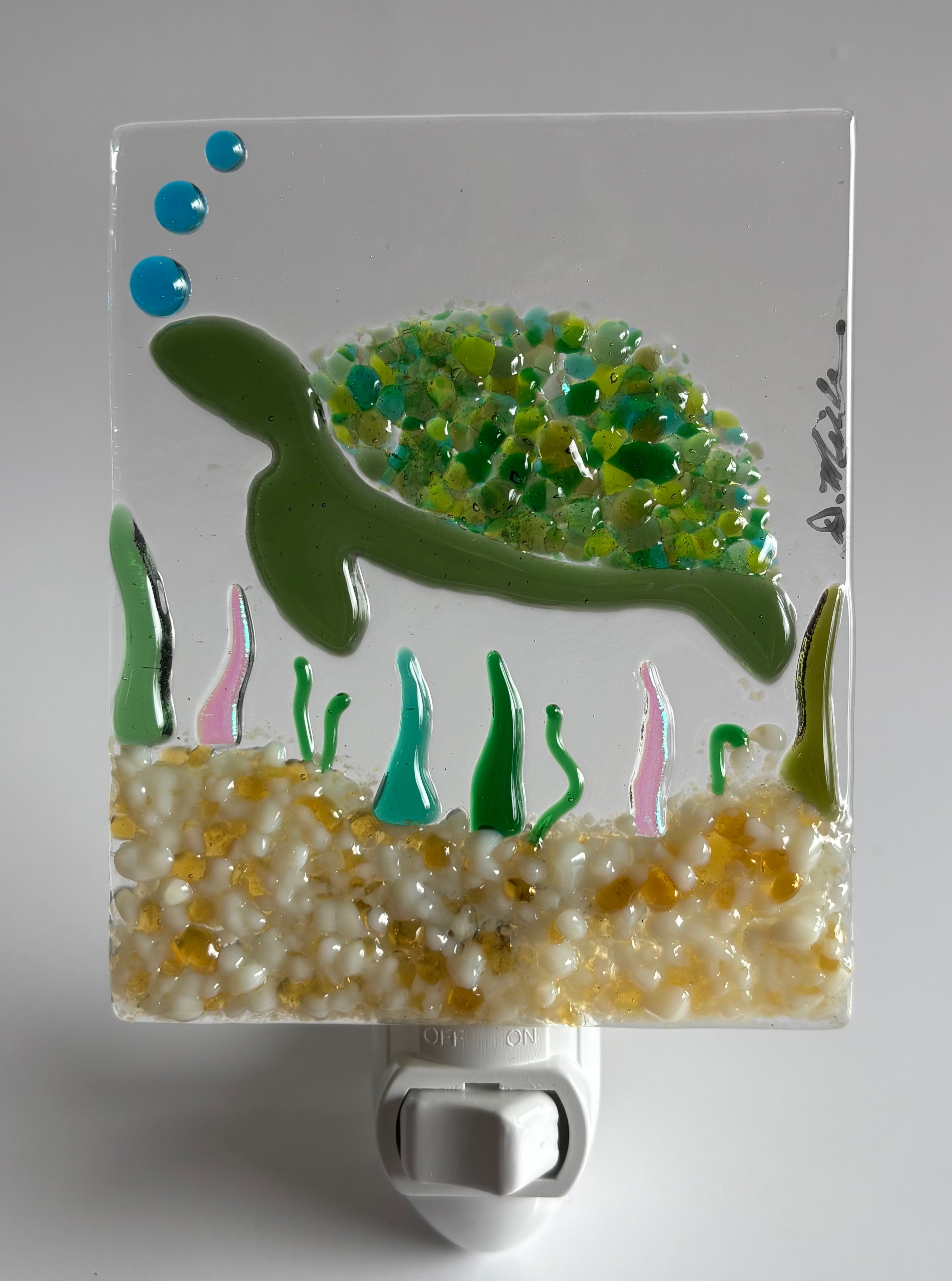 Honu on White Sand Beach Nightlight